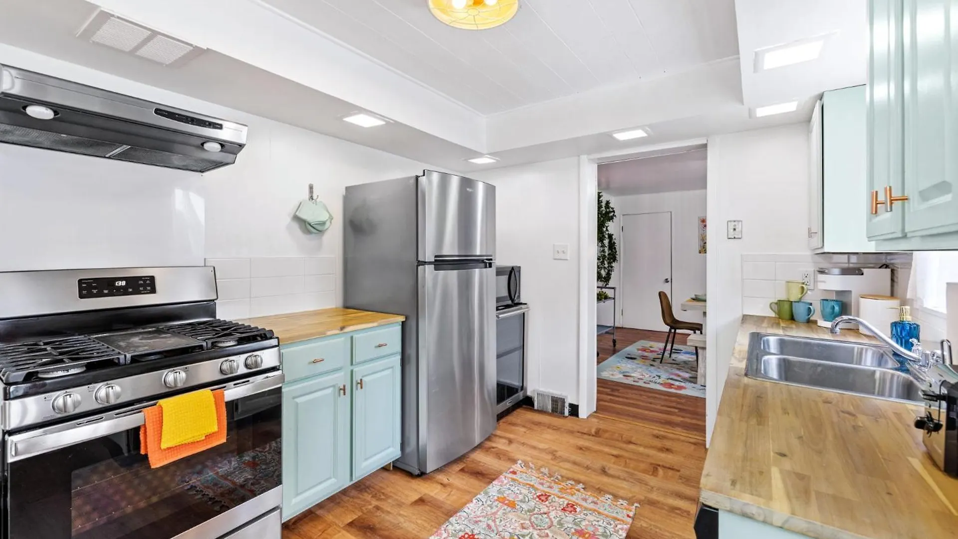 3Bd - Bbq & Hot Tub - Centrally Located Pittsburgh